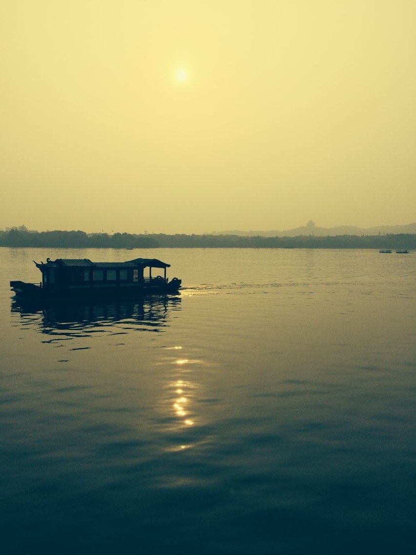 華東五市-南京中山陵、無錫、水鄉(xiāng)烏鎮(zhèn)+西塘7日游