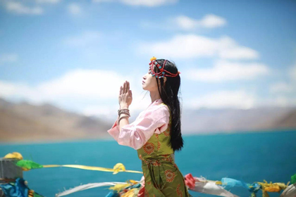 穿越藏東環(huán)線，相約林芝桃林臥飛9日